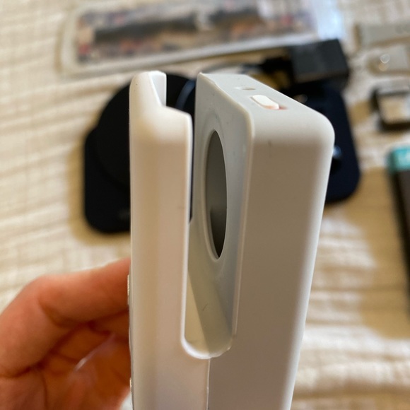 Apple Watch Series 3 - 38mm 👑 BUNDLE! - Picture 7 of 16